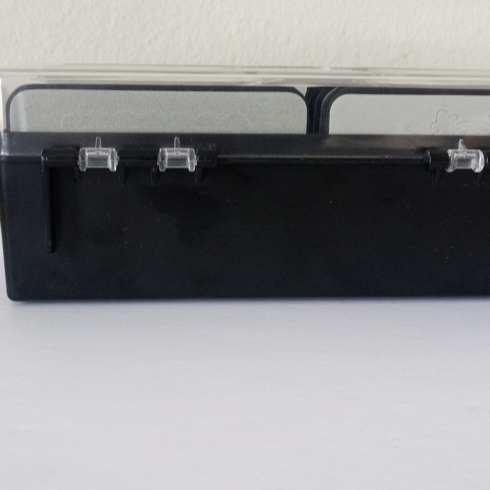 Sizzix Sizzlits Die Cutting Lot Flourish  Storage